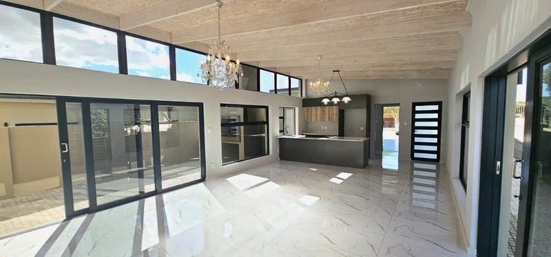 To Let 3 Bedroom Property for Rent in Hartenbos Heuwels Western Cape